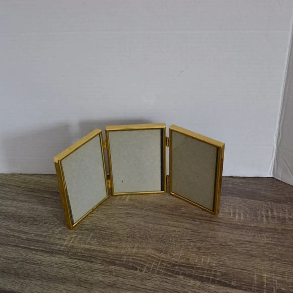 Vintage Brass Photo Frame  Lot - Picture 3 of 13